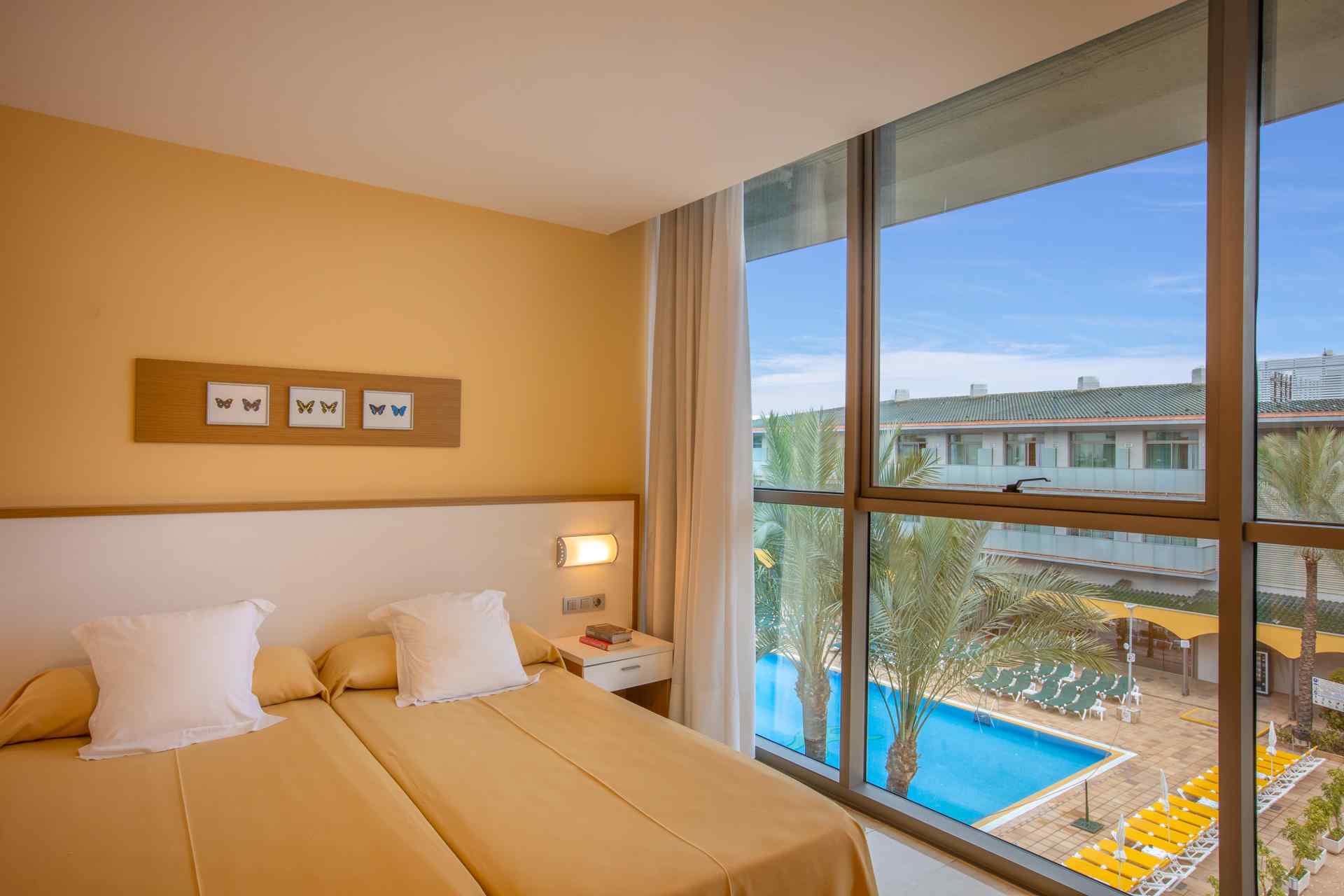 Habitación sin balcón.