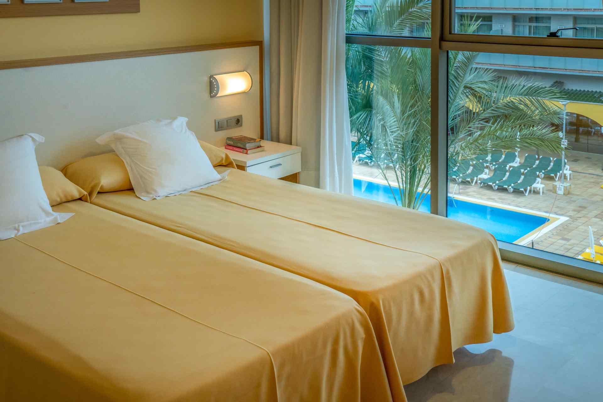 Habitación sin balcón.